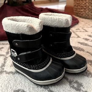 ❄️ SOREL SNOW BOOTS ❄️
